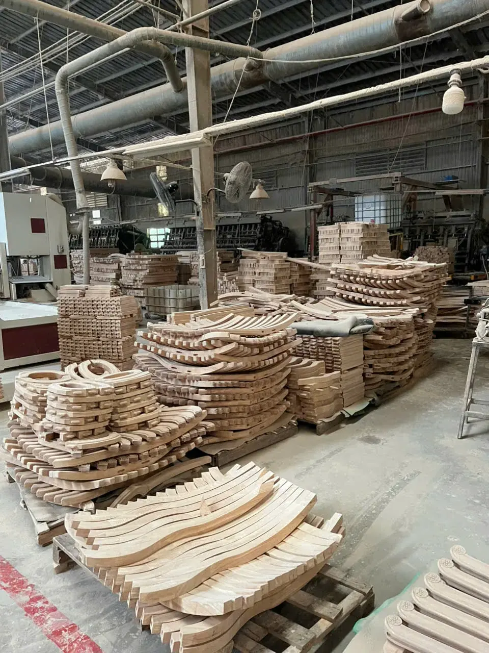 Đóng gói và kiểm tra dung sai cấu kiện mộc xuất xưởng HTC Wood